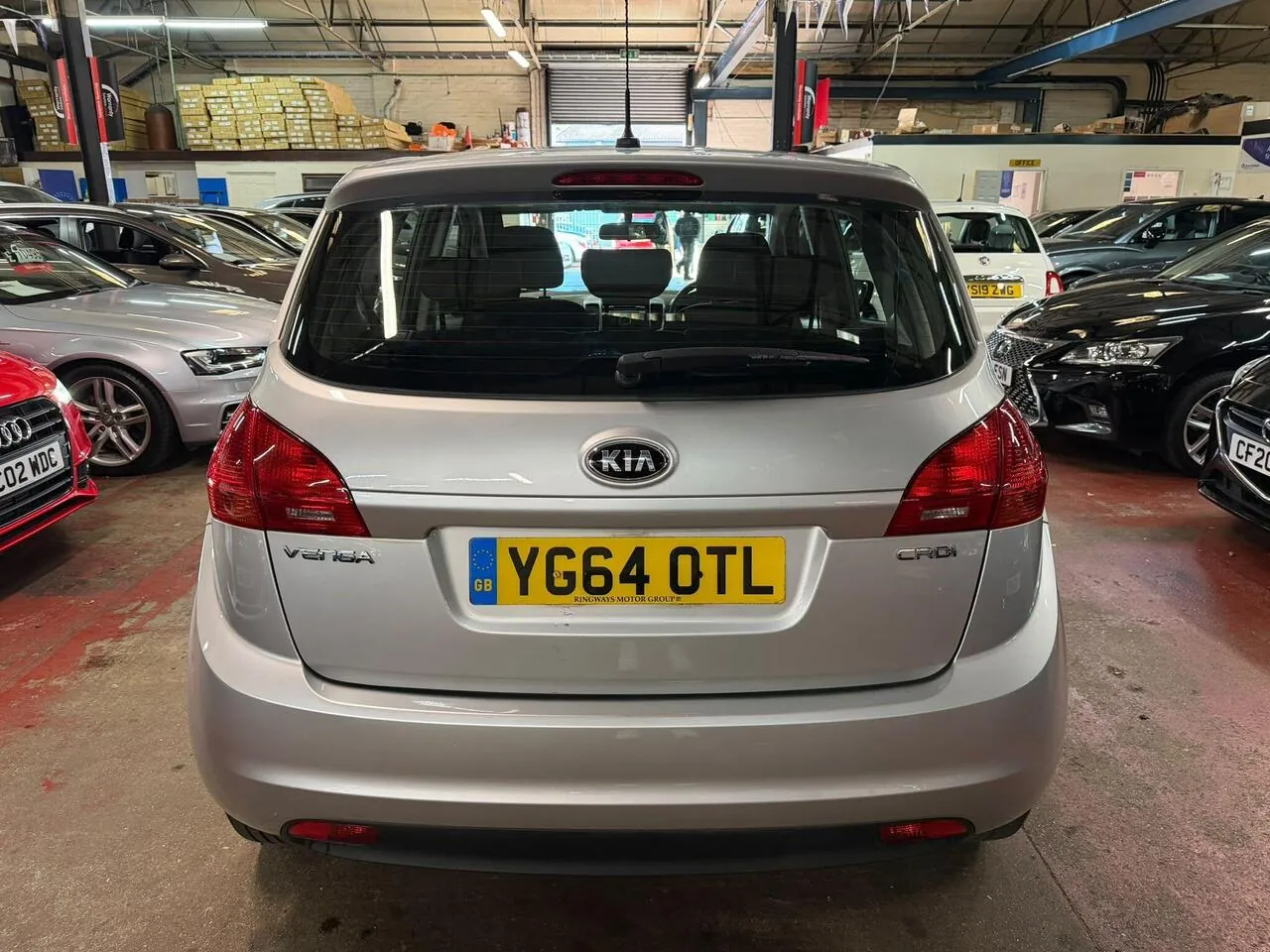 Kia Venga 2014 photo 5