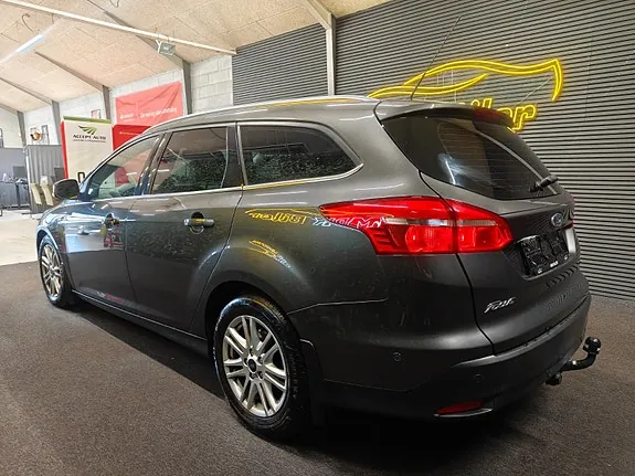 Ford Focus 2017 photo 3