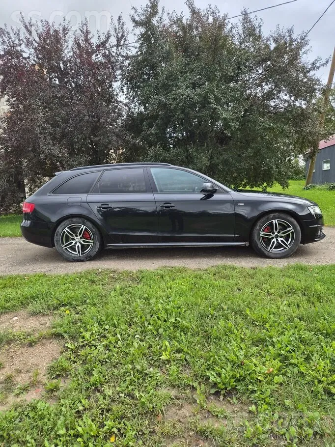 Audi A4 2009 photo 4