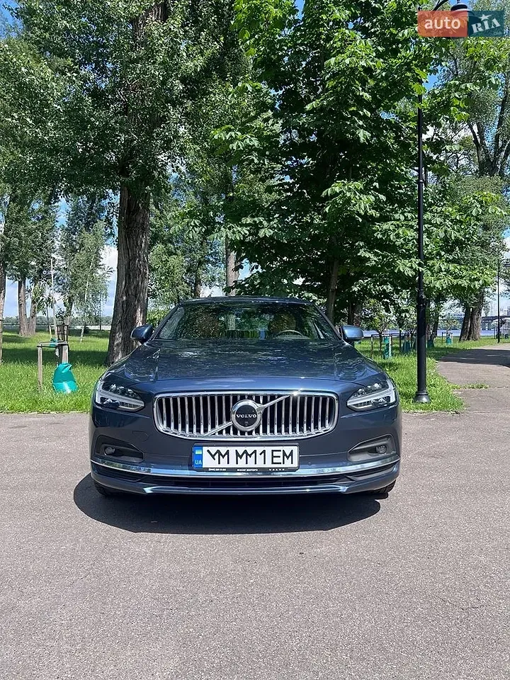 Volvo S90