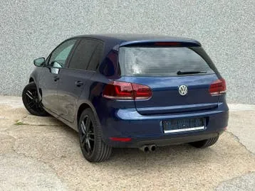 Volkswagen Golf 2010 photo 3