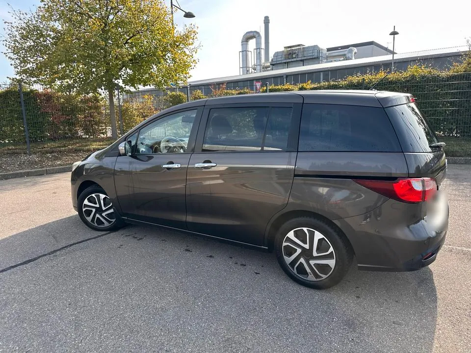 Mazda 5