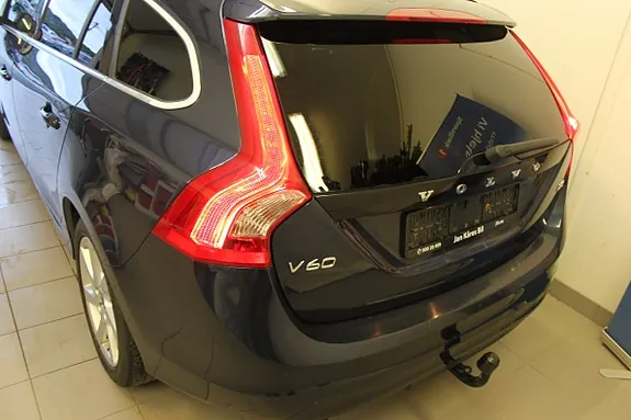 Volvo V60 2015 photo 3