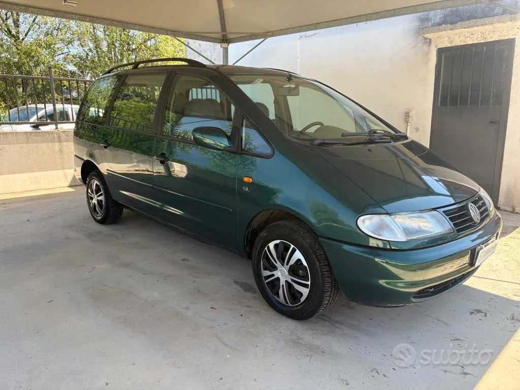Volkswagen Sharan 1996 photo 3