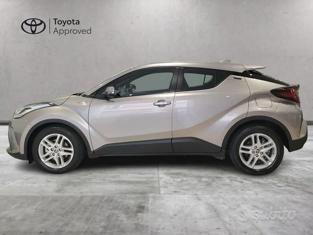 Toyota C-Hr 2022 photo 3