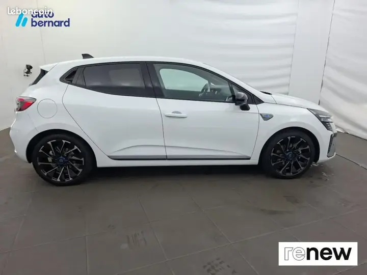 Renault Clio 2023 photo 4