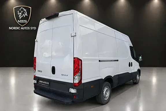 Iveco Daily 2023 photo 5