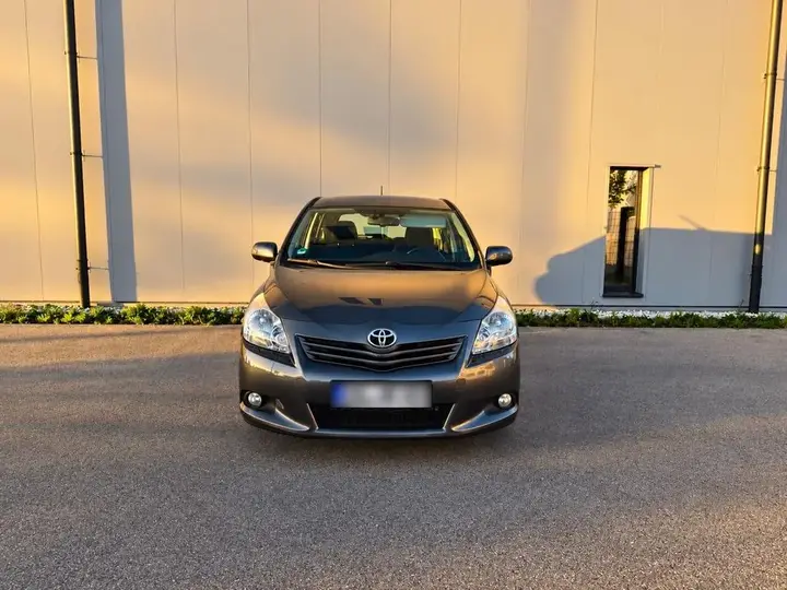 Toyota Verso