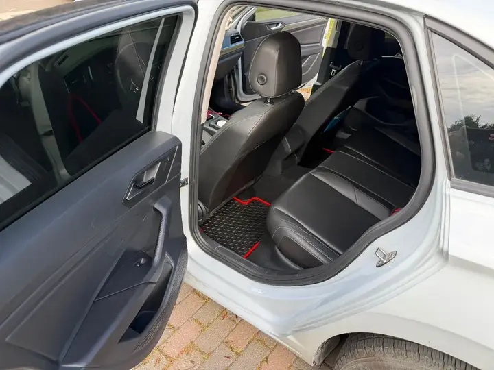 Volkswagen Jetta 2019 photo 4