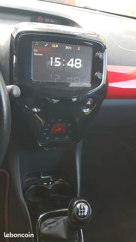 Peugeot 108 2017 photo 3
