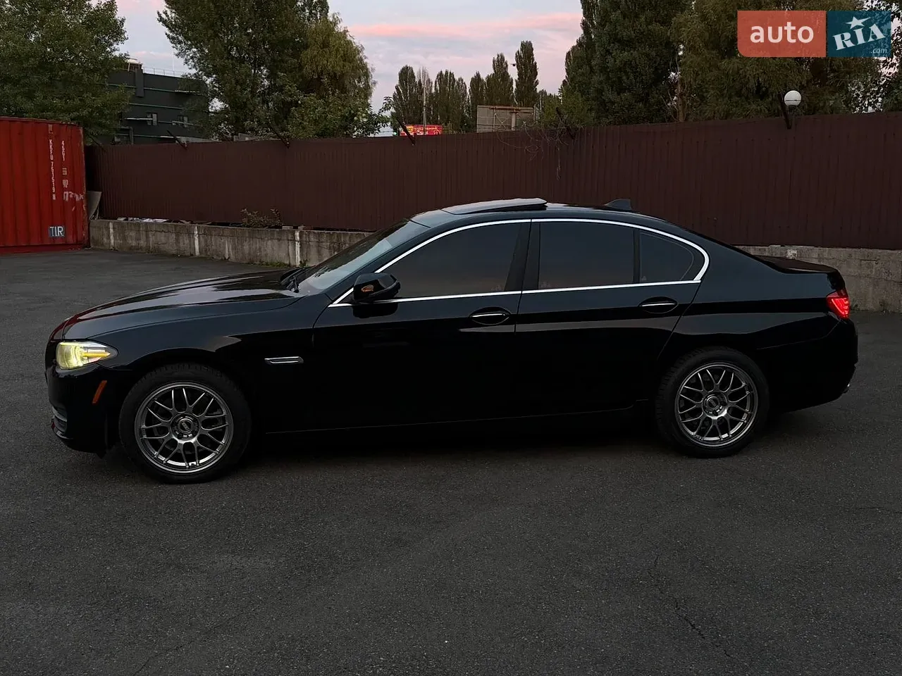 BMW 5 Series 2014 photo 3