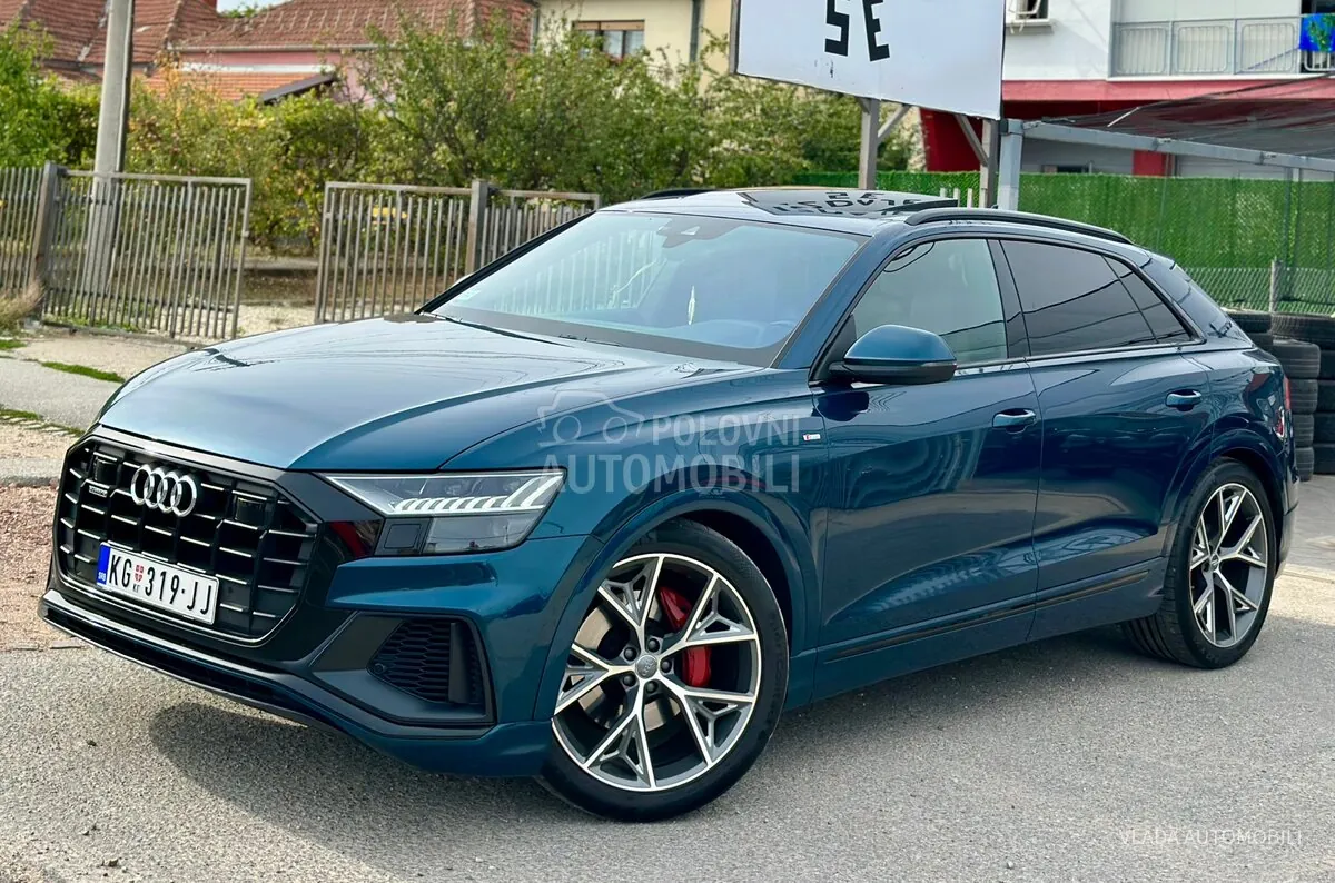 Audi Q8
