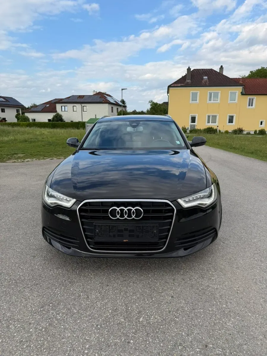 Audi A6 2012 photo 2