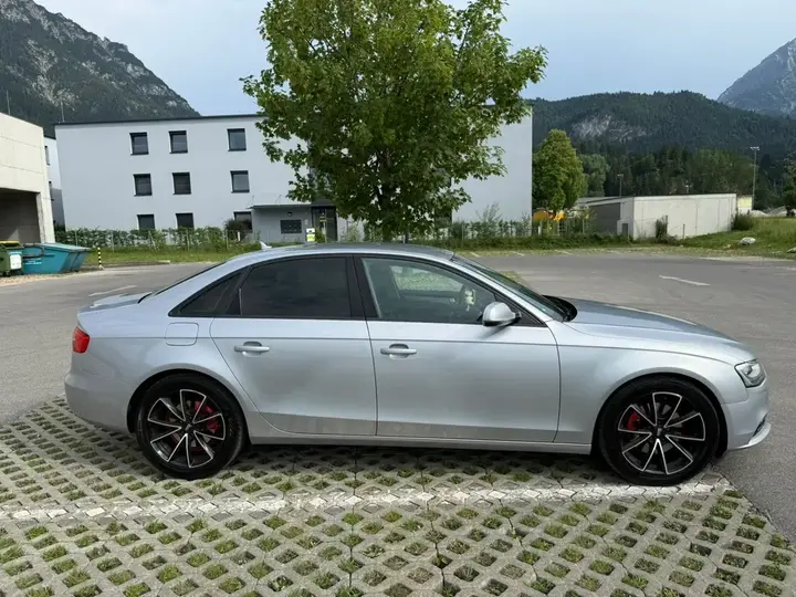 Audi A4 2014 photo 3