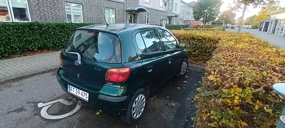 Toyota Yaris 2005 photo 4
