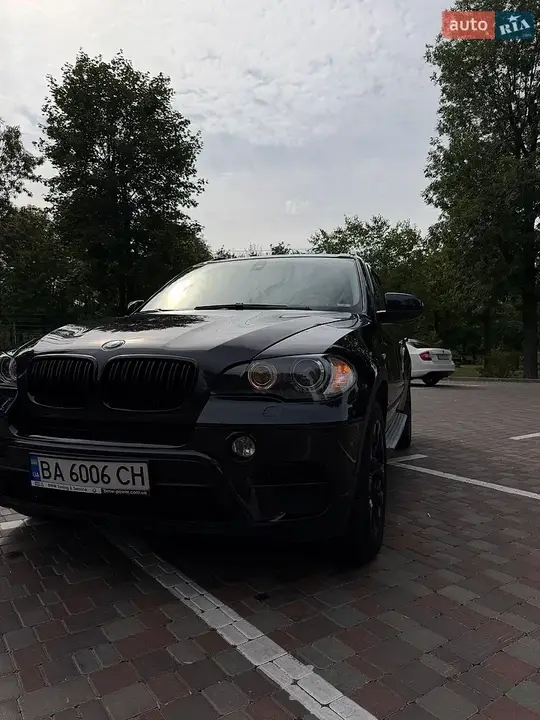 BMW X5 2010 photo 3