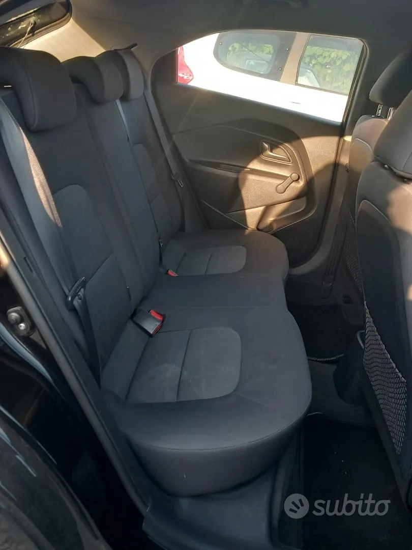 Kia Rio 2013 photo 5
