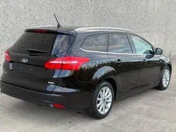 Ford Focus 2017 photo 2