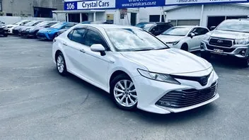 Toyota Camry 2019 photo 2