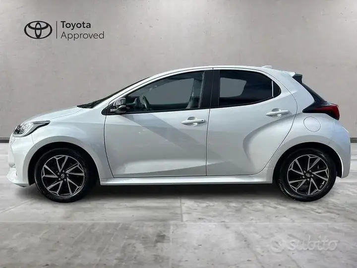 Toyota Yaris 2022 photo 5