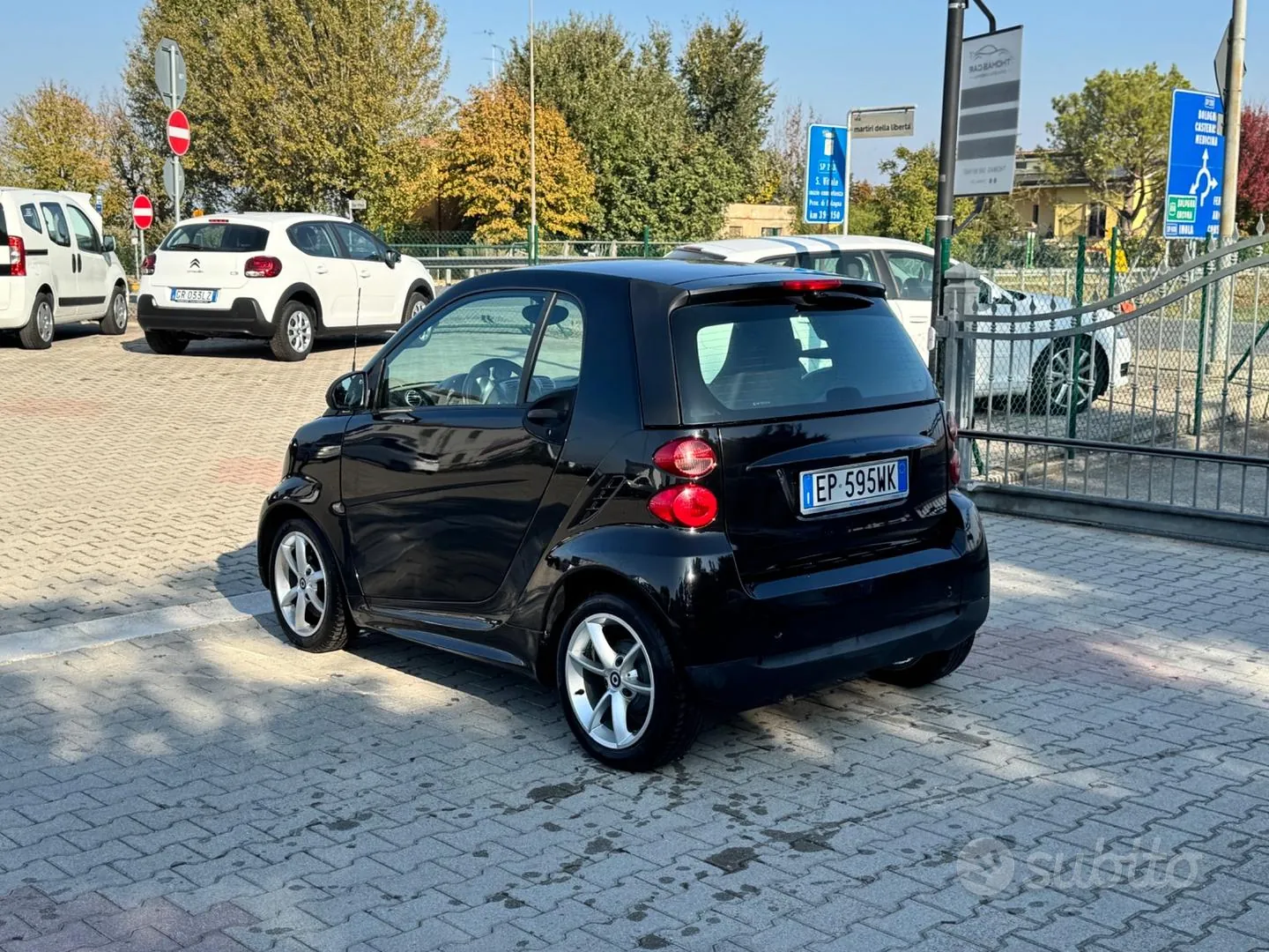 Smart Fortwo 2012 photo 4