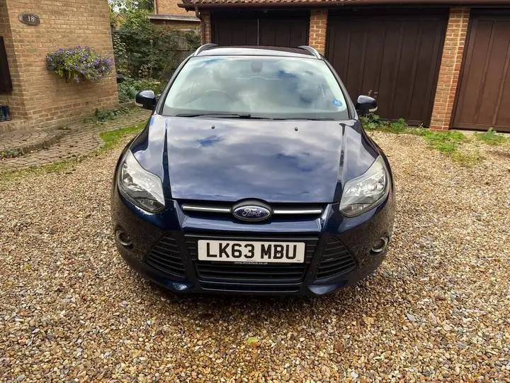 Ford Focus 2013 photo 2