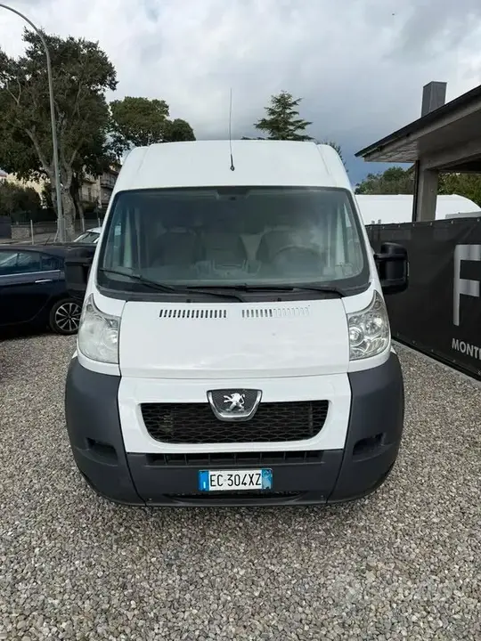 Peugeot Boxer 2010 photo 3