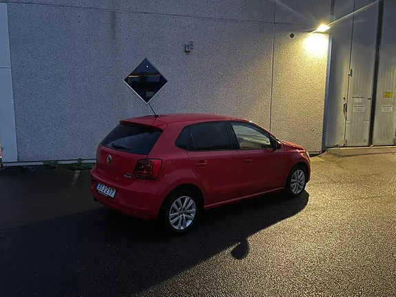 Volkswagen Polo 2016 photo 4