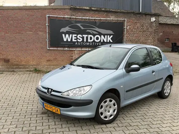 Peugeot 206