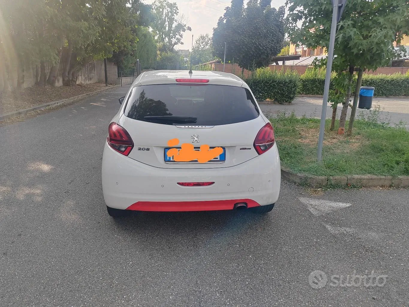 Peugeot 208 2016 photo 2