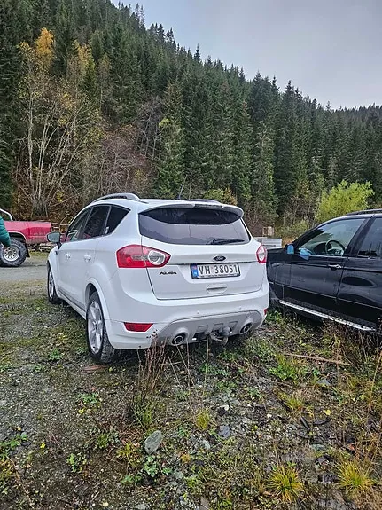 Ford Kuga 2011 photo 3