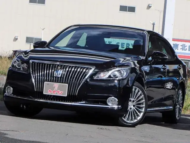 Toyota Crown Majesta 2016 photo 3