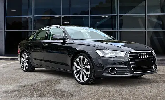 Audi A6 2011 photo 2