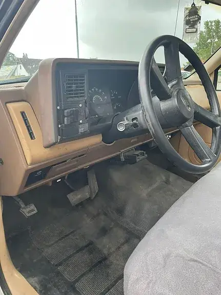 Chevrolet Silverado 1988 photo 4
