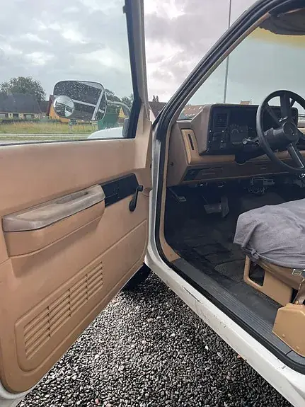 Chevrolet Silverado 1988 photo 3