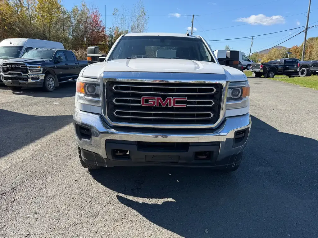 GMC Sierra 2500Hd 2016 photo 2