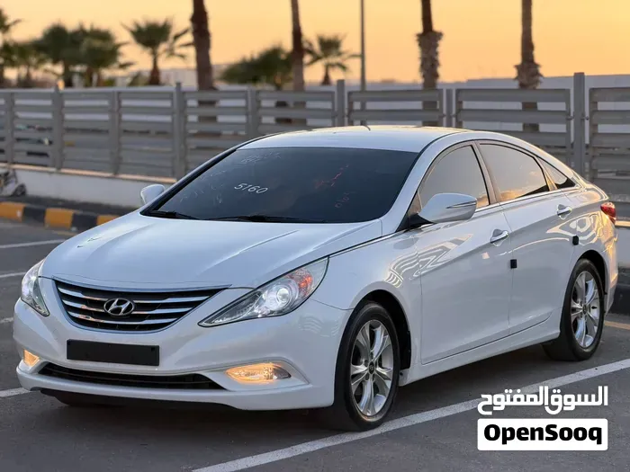 Hyundai Sonata 2012 photo 2