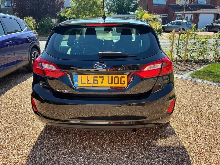 Ford Fiesta 2017 photo 2