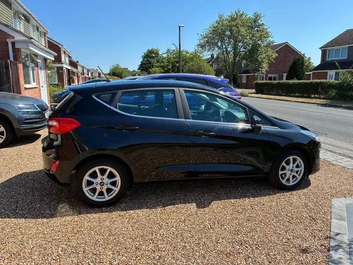 Ford Fiesta 2017 photo 5