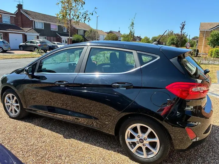Ford Fiesta 2017 photo 4