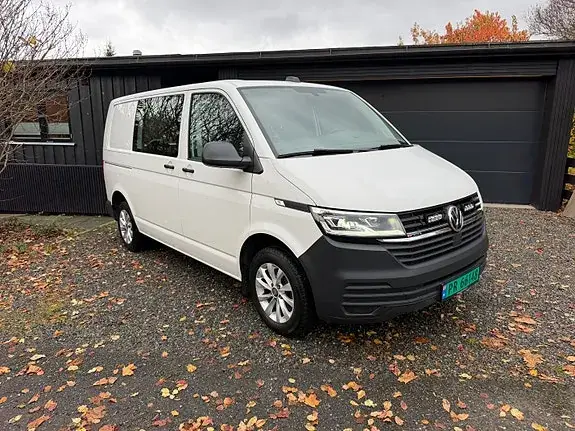 Volkswagen Transporter 2023 photo 2