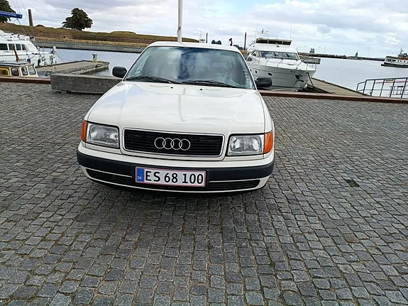 Audi 100 1991 photo 4