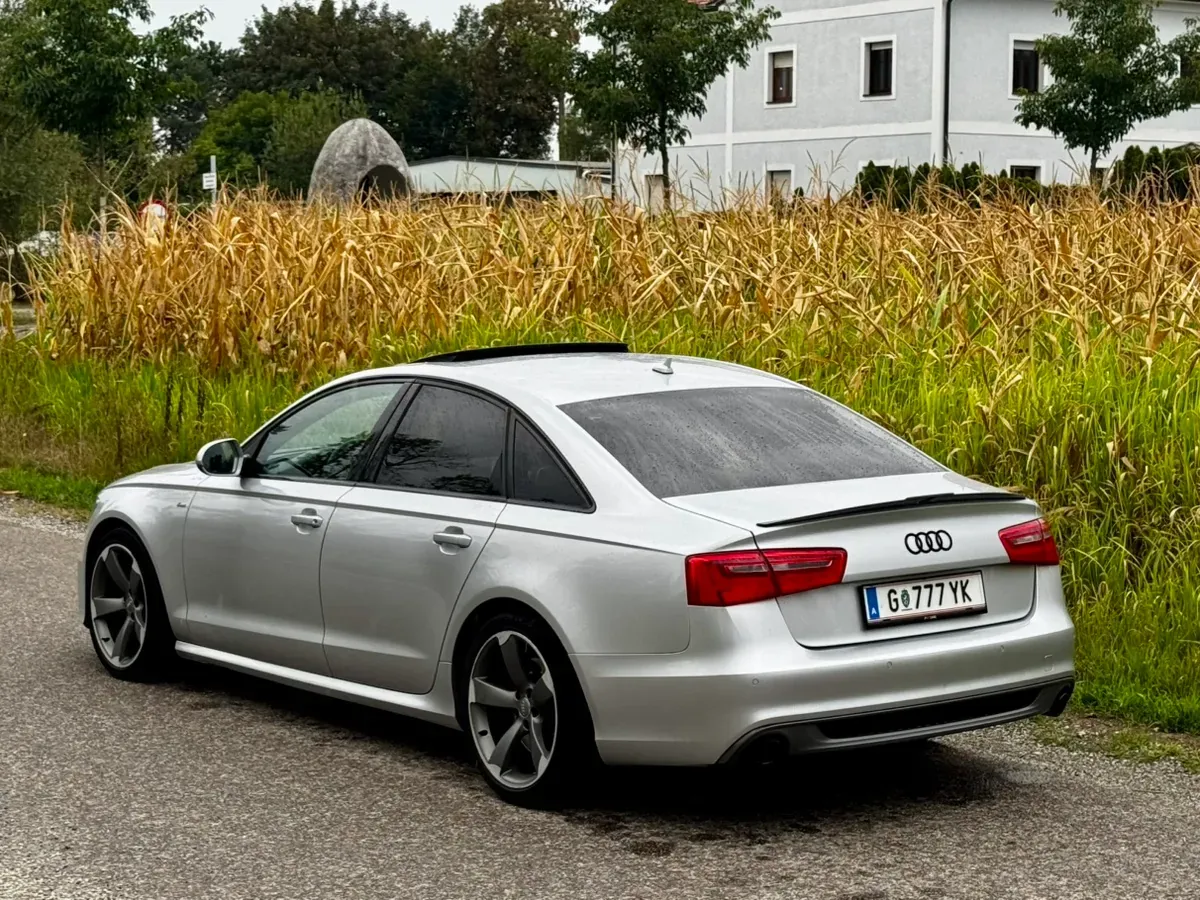 Audi A6 2012 photo 2