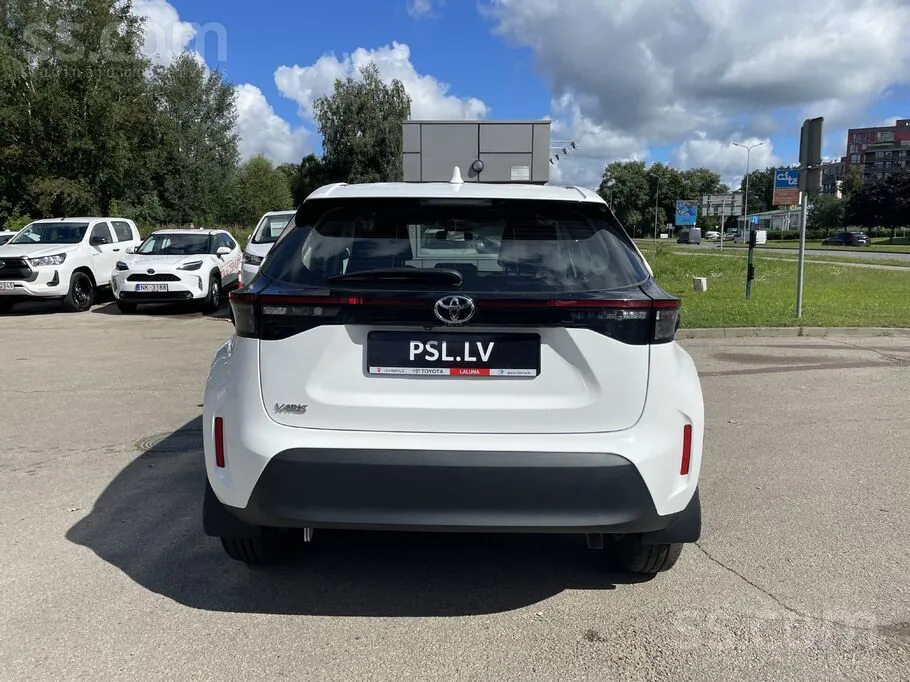 Toyota Yaris Cross 2023 photo 4