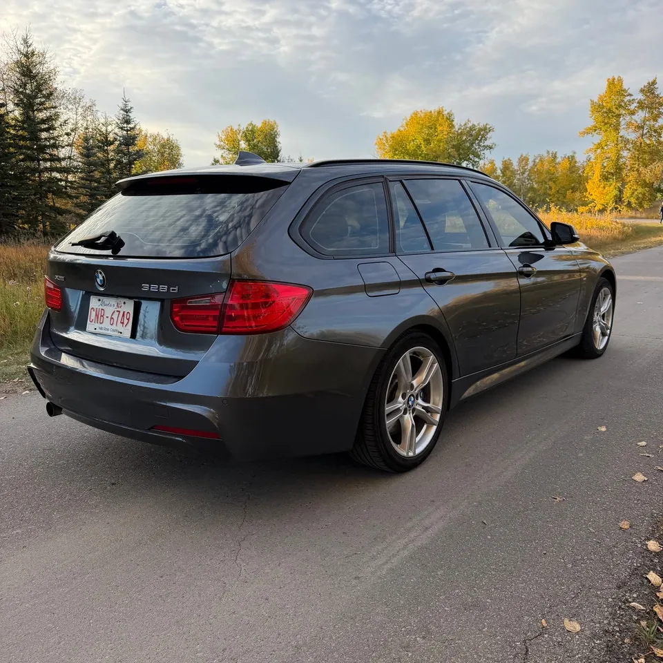 BMW 3Series 2014 photo 2