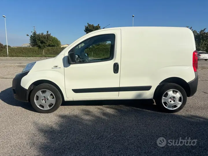 Fiat Fiorino 2019 photo 2