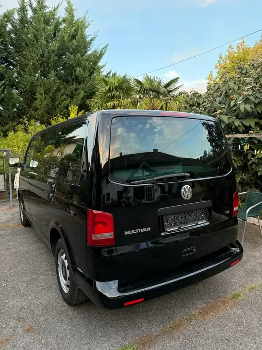 Volkswagen Multivan 2007 photo 2