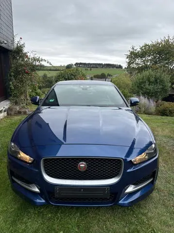 Jaguar Xe