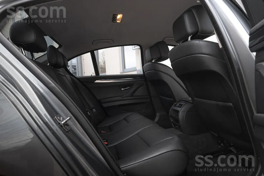 BMW 523 2011 photo 5