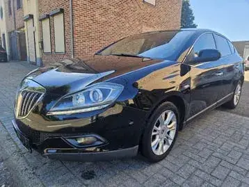 Lancia Delta 2010 photo 2